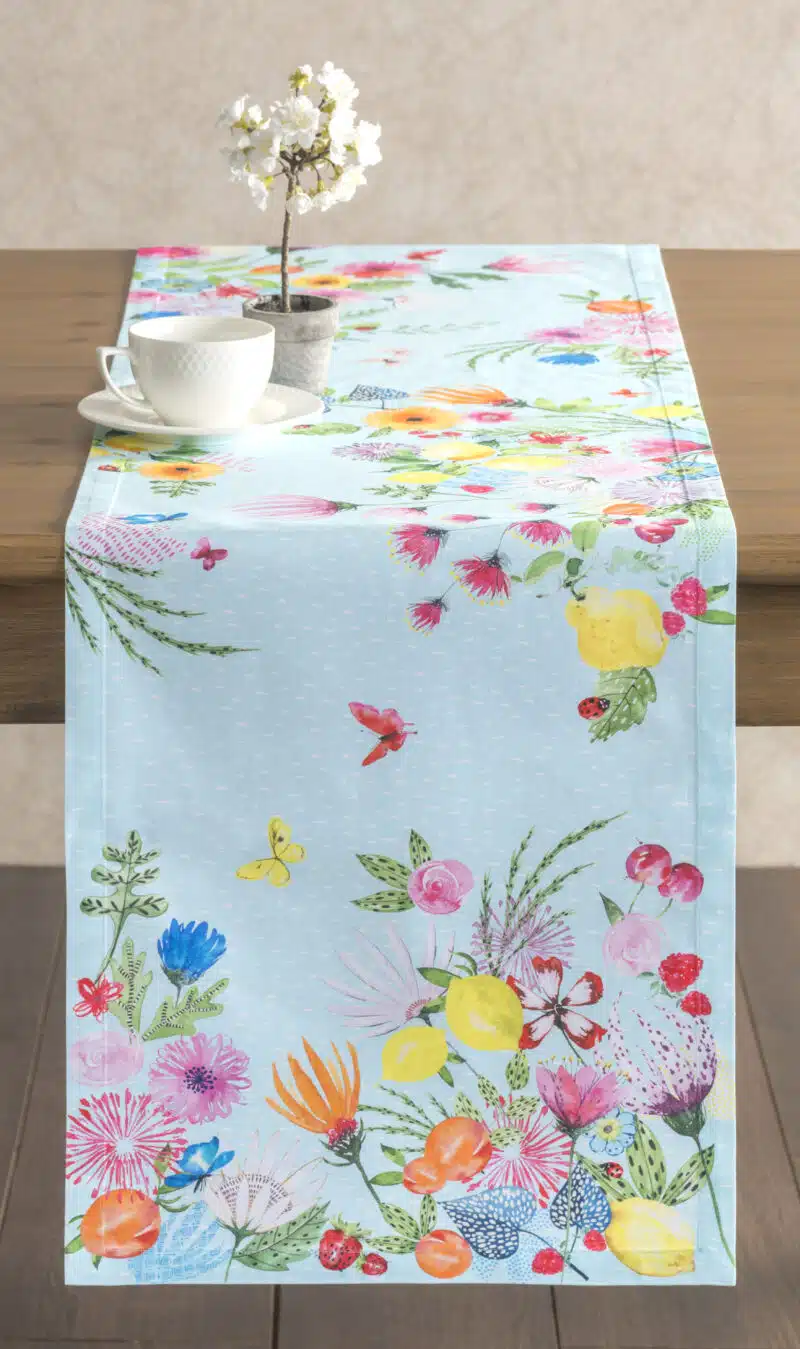 Jardin D'ete Mint Table Runner