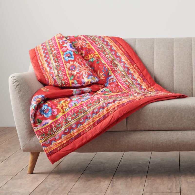 Happy Florals Throws