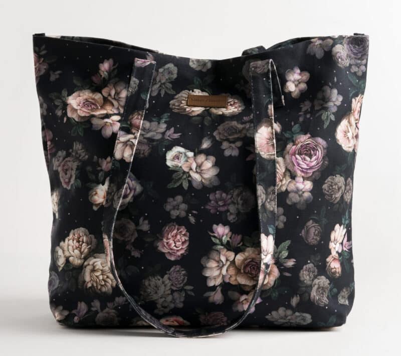 MOODY FLORALS - Canvas Tote Bag