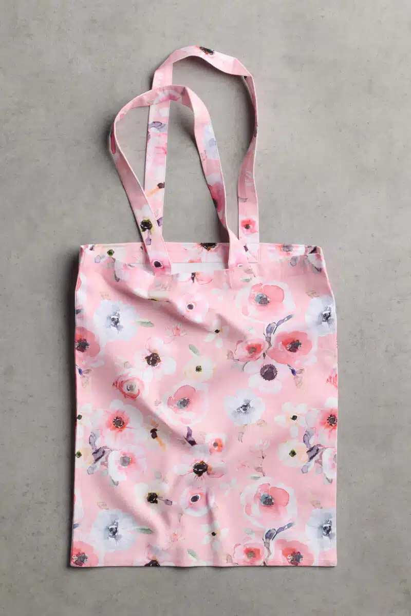 Romantic Poppy Basic Tote Bag